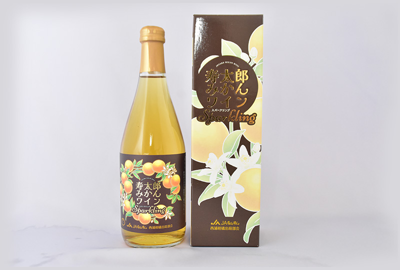 お酒_寿太郎みかんワインスパークリング